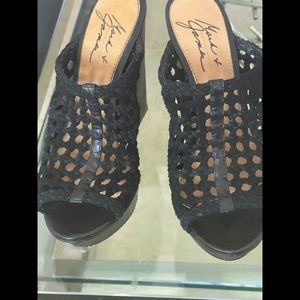 Badgley  mishka wedge leather heels 61/2